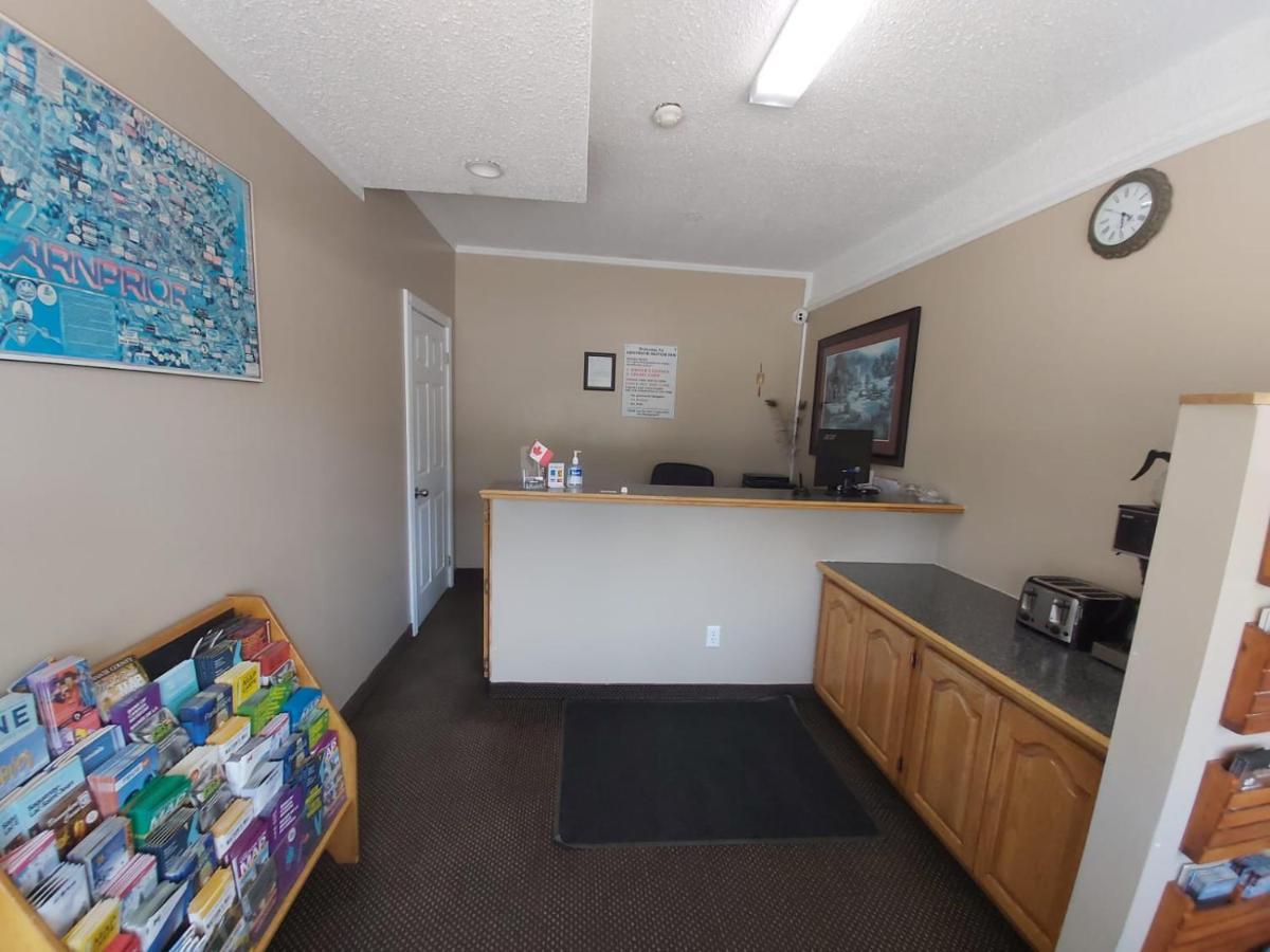 Arnprior Motor Inn Buitenkant foto