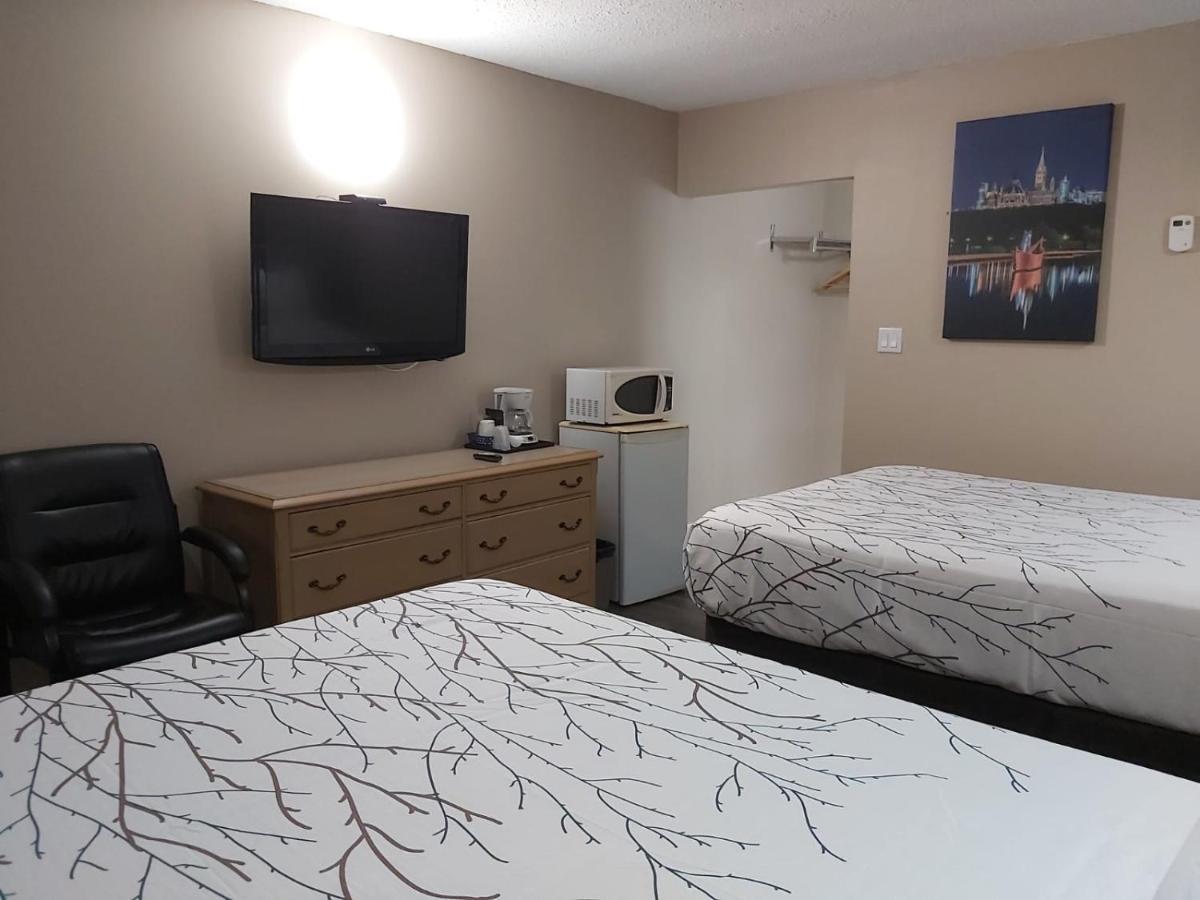 Arnprior Motor Inn Buitenkant foto