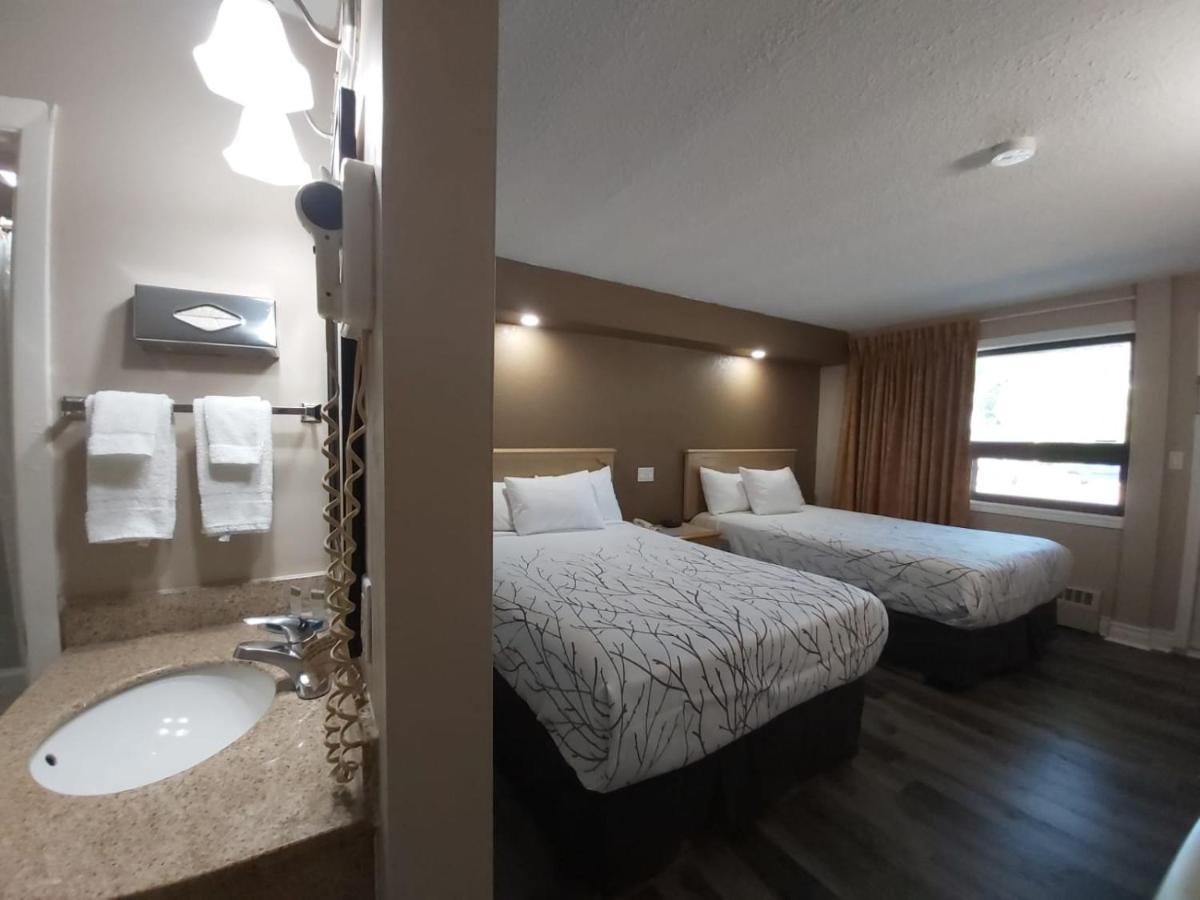 Arnprior Motor Inn Buitenkant foto