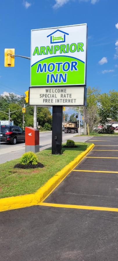 Arnprior Motor Inn Buitenkant foto