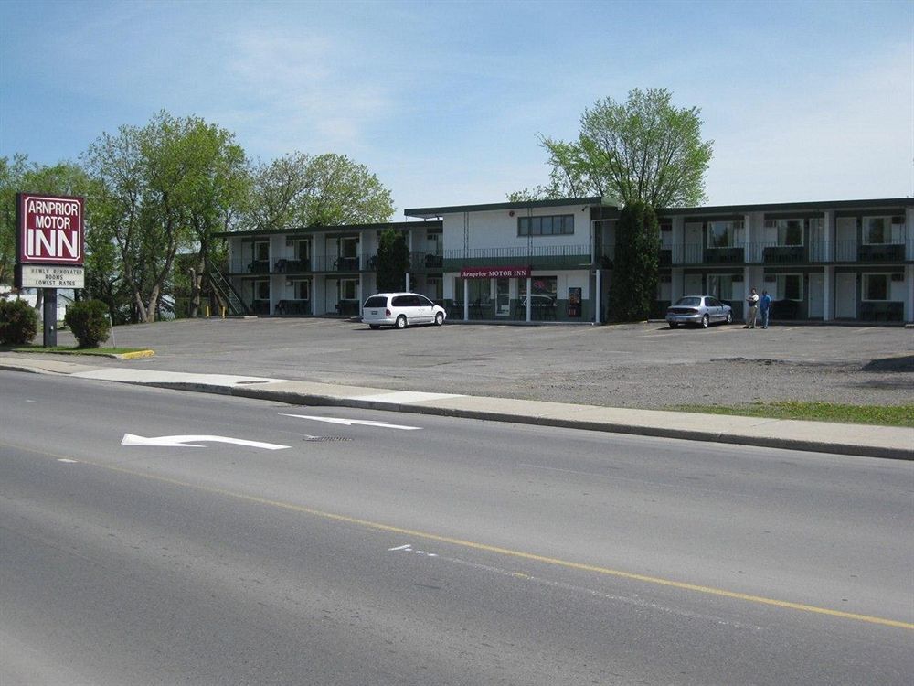 Arnprior Motor Inn Buitenkant foto